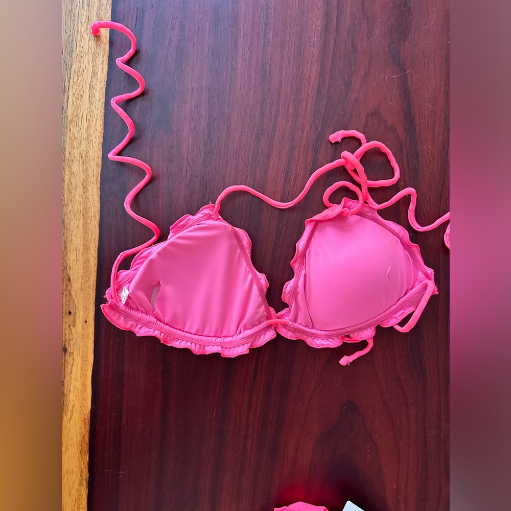 4GIVENESS Hot Pink String triangle ruffle bikini size S - Picture 3 of 6